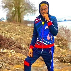 Meet your Posher, Daniel